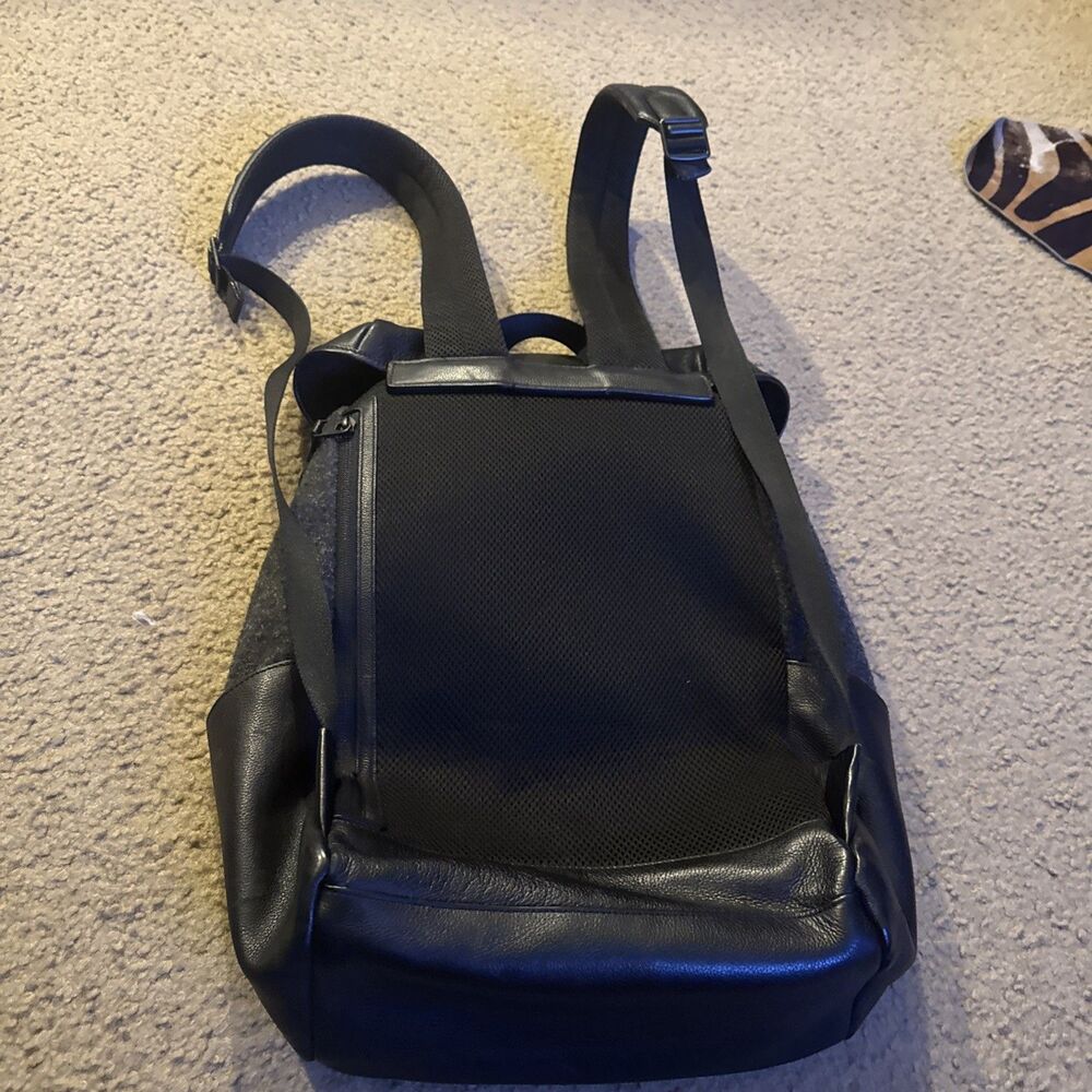 Coach Backpack - Picture 4 of 16